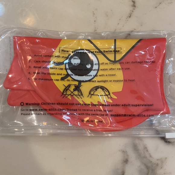 Kids swimming cap. - Picture 2 of 3